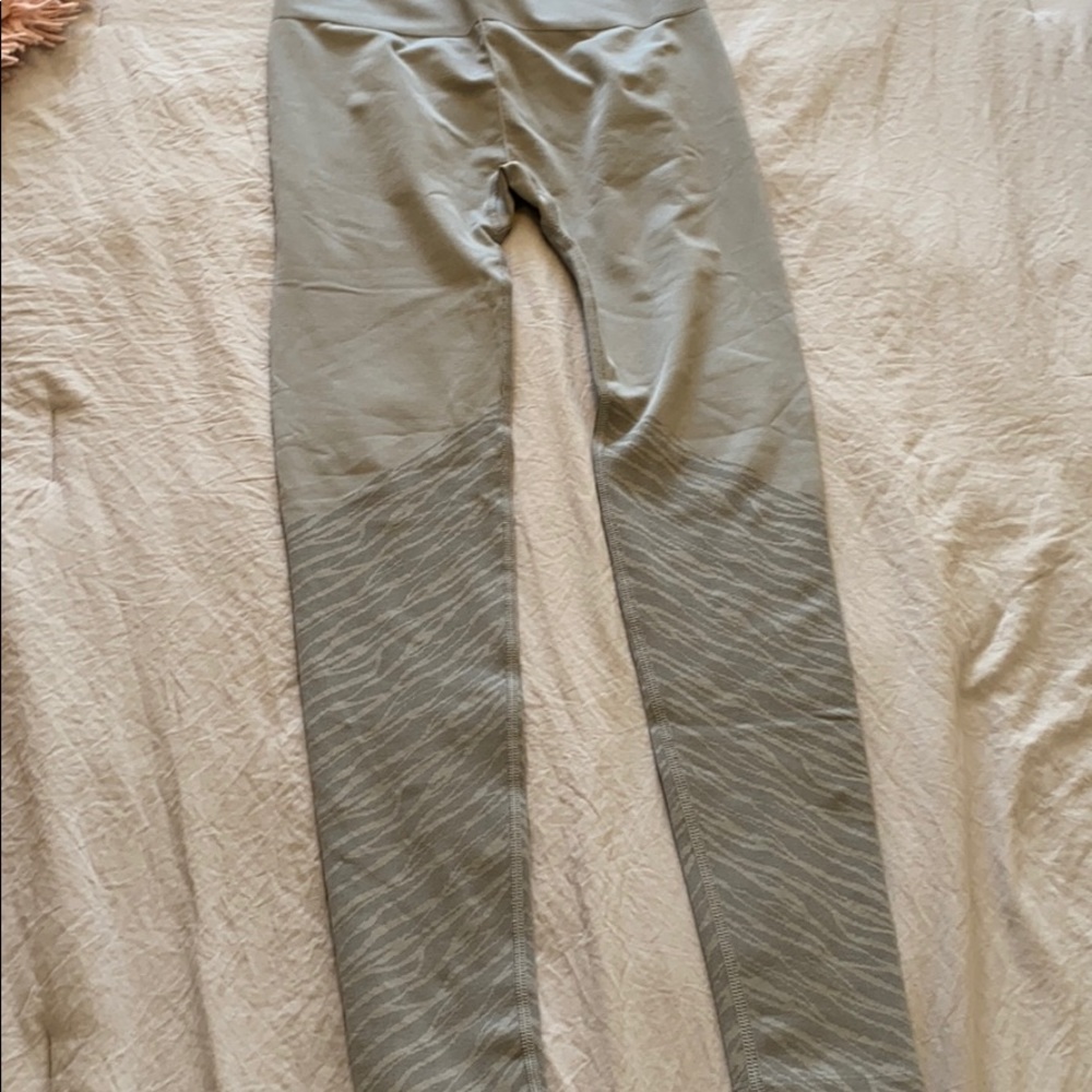 WORN ONCE grey fabletics leggings w/ zebra detail